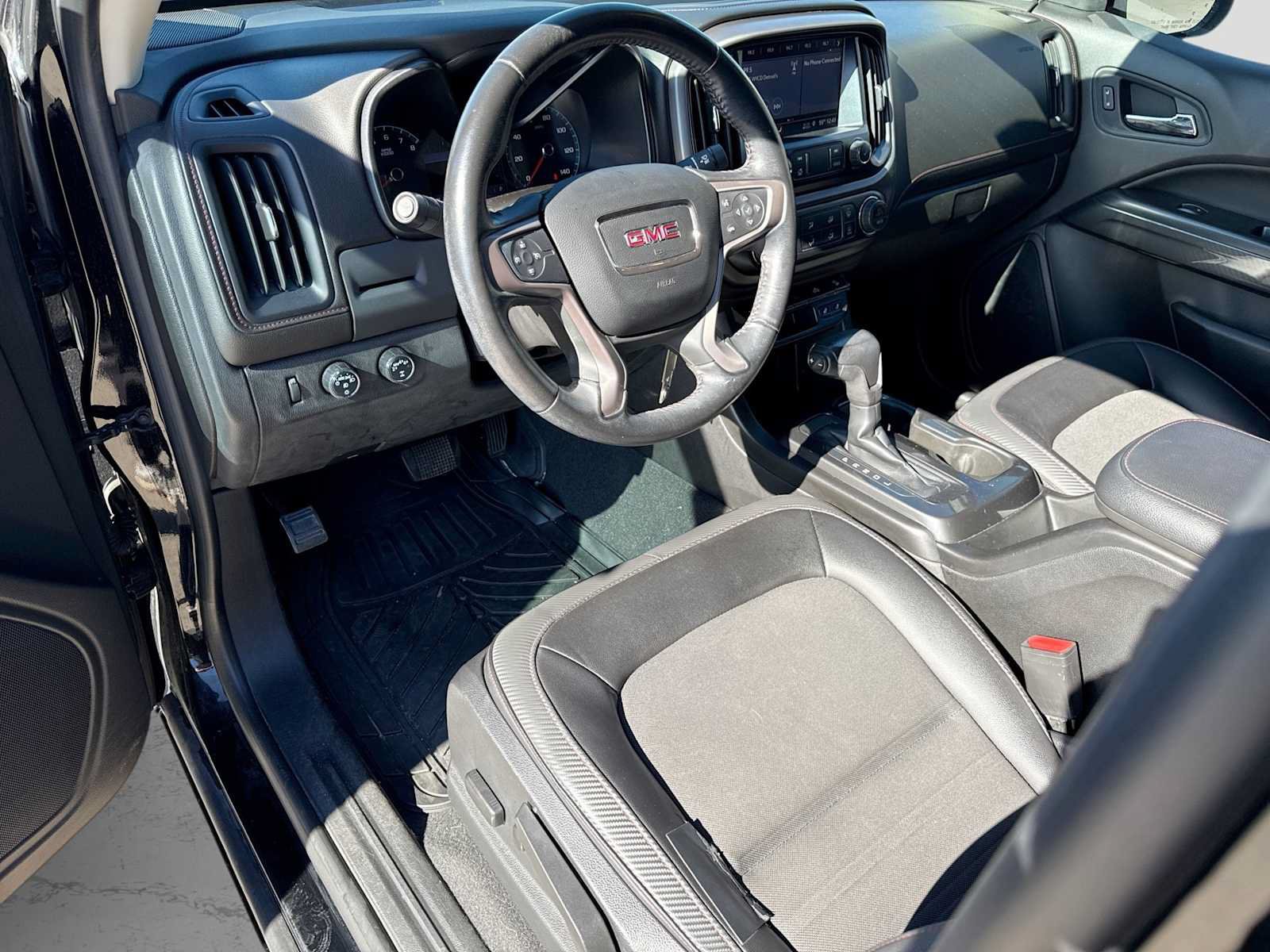 Used 2019 GMC Canyon All Terrain w/ Trailering Package AWD/4WD image 2
