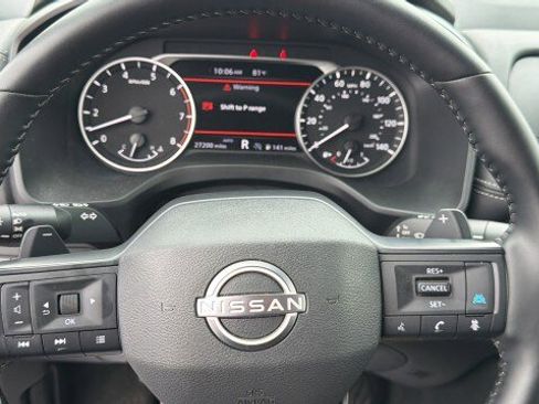 Used 2025 Nissan Rogue SV AWD/4WD image 27
