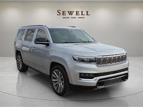 Used 2023 Jeep Grand Wagoneer Series II w/ Premium Group II image 6