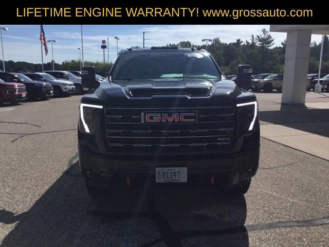 Used 2025 GMC Sierra 3500 AT4 w/ AT4 Premium Plus Package AWD/4WD image 3