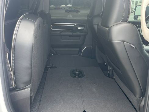 Used 2024 RAM 2500 Laramie w/ Safety Group AWD/4WD image 17