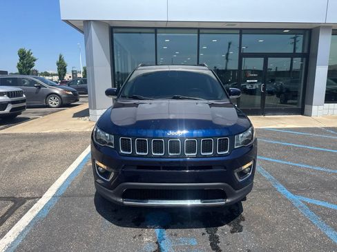 Used 2019 Jeep Compass Limited AWD/4WD image 12