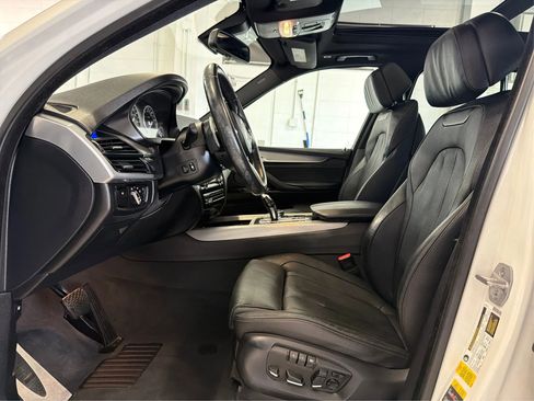 Used 2018 BMW X5 xDrive40e image 9