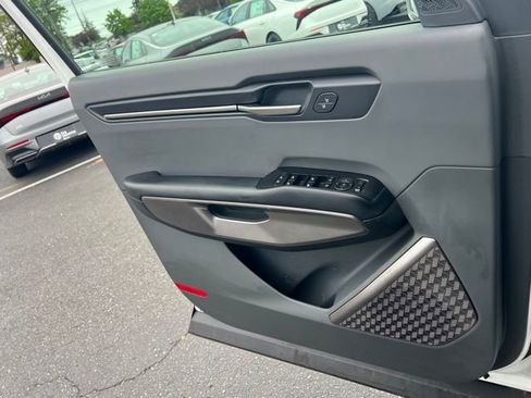 Used 2024 Kia EV9 Light RWD image 18