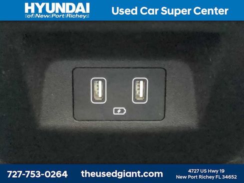 Certified 2022 Hyundai Tucson SEL FWD image 15