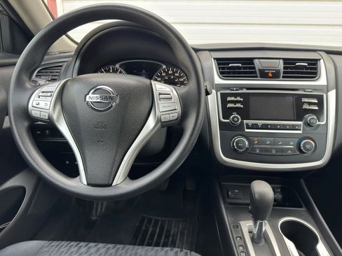 Used 2018 Nissan Altima 2.5 S w/ S Convenience Package image 15