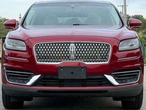 Used 2019 Lincoln Nautilus Select FWD image 9