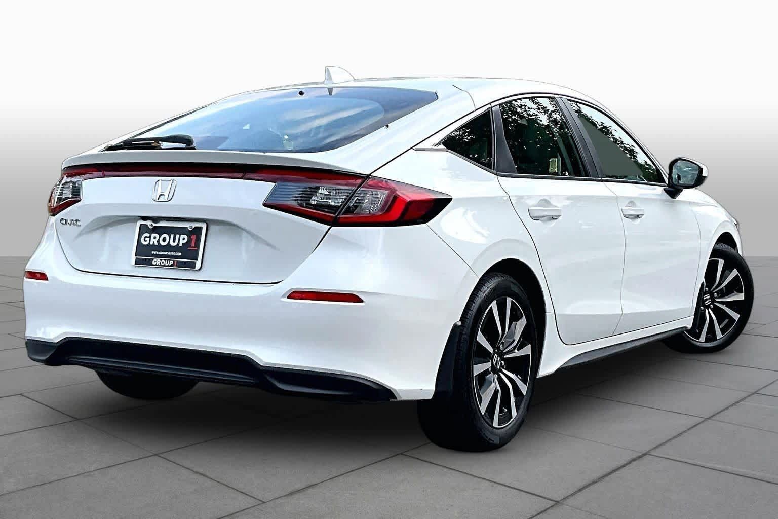 Used 2024 Honda Civic EX-L image 12