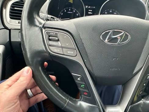 Used 2017 Hyundai Santa Fe Sport FWD image 16