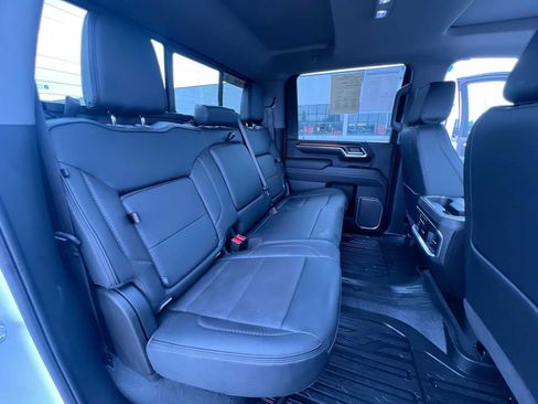 Used 2025 GMC Sierra 3500 Denali w/ Denali Reserve Package AWD/4WD image 37