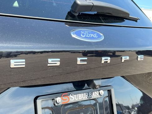 Used 2023 Ford Escape ST-Line Elite image 12