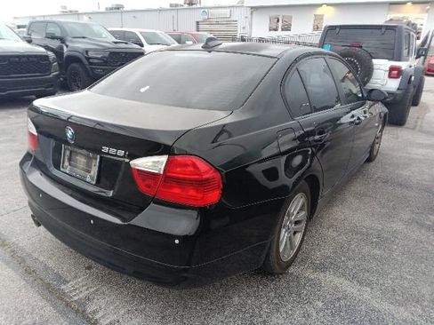 Used 2007 BMW 328i Sedan RWD image 7