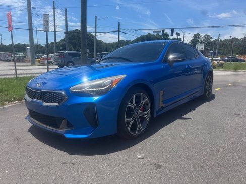 Used 2018 Kia Stinger GT RWD image 2