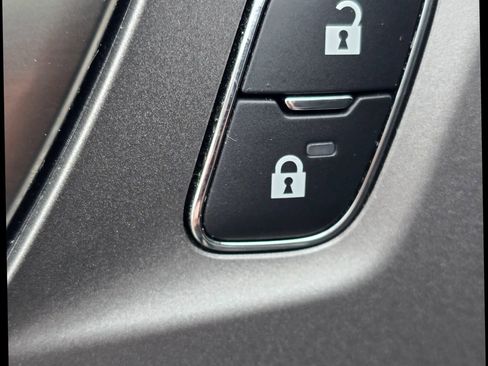 Used 2020 Ford Ranger XLT w/ Equipment Group 301A Mid image 19