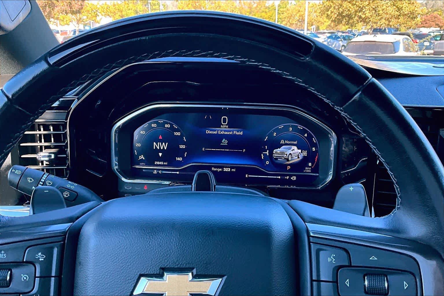Used 2025 Chevrolet Silverado 1500 High Country AWD/4WD image 25