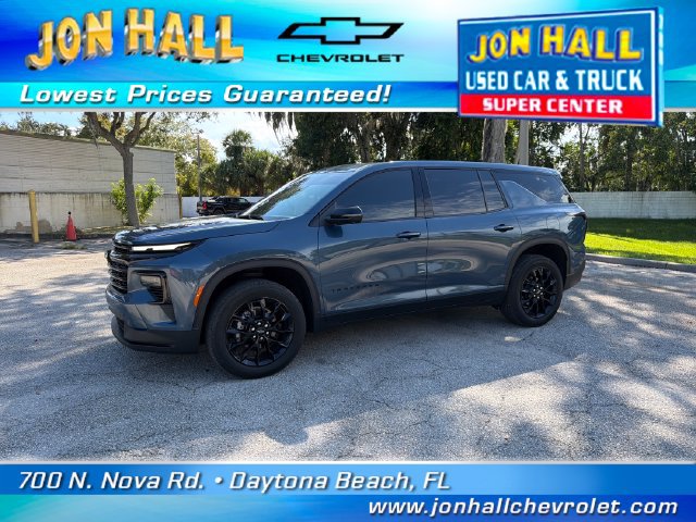 Used 2024 Chevrolet Traverse LS w/ Midnight/Sport Edition AWD/4WD image 2