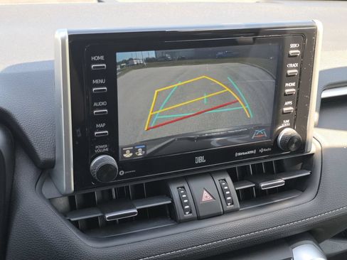 Used 2021 Toyota RAV4 XLE Premium AWD/4WD image 14
