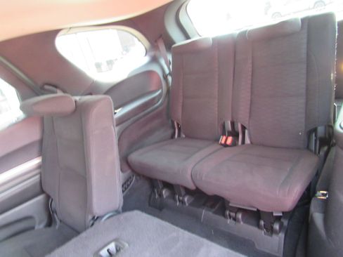 Used 2019 Dodge Durango SXT w/ 3rd Row Seating Group RWD image 21