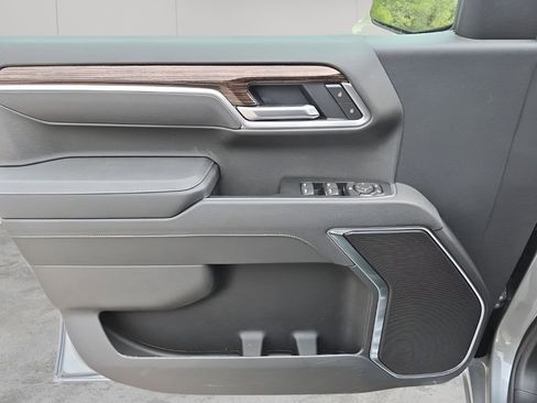 New 2026 GMC Sierra 1500 SLE w/ Preferred Package image 26