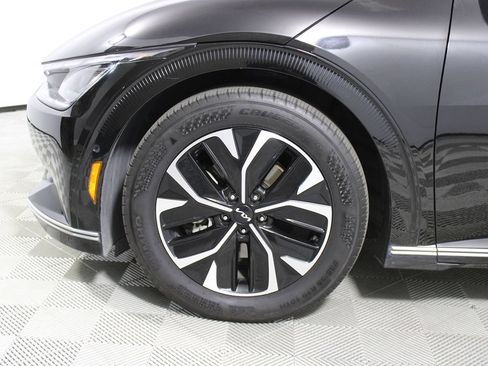 Used 2023 Kia EV6 Wind w/ Wind Technology Package RWD image 4