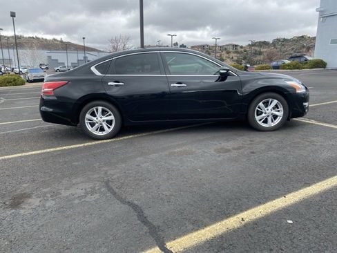 Used 2013 Nissan Altima 2.5 SV w/ 2.5SV Convenience Pkg image 8