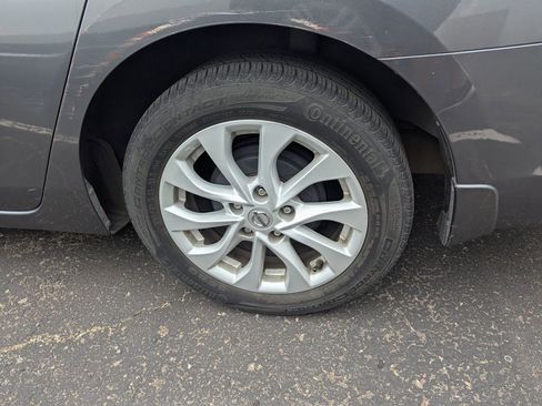 Used 2019 Nissan Sentra SV image 7