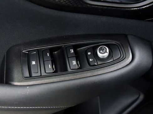 Used 2025 Subaru Outback Premium AWD/4WD image 18