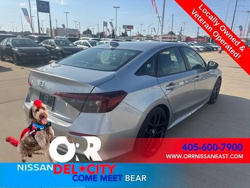 Used 2025 Honda Civic Sport image 5