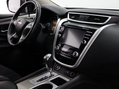 Used 2018 Nissan Murano SV FWD image 39
