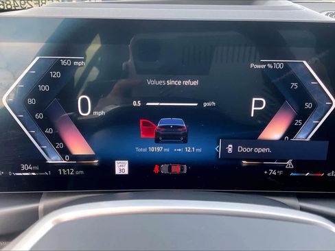 Certified 2025 BMW 330i Sedan image 23