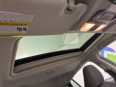 Certified 2025 Subaru Crosstrek 2.0i Premium AWD/4WD image 32