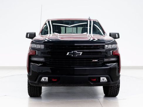 Used 2019 Chevrolet Silverado 1500 LT Trail Boss AWD/4WD image 2