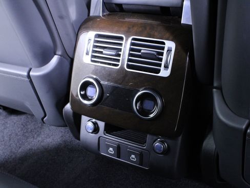 Used 2021 Land Rover Range Rover Westminster Edition image 16