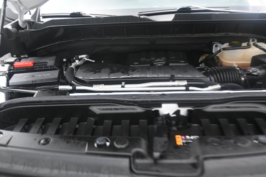 Used 2024 Chevrolet Silverado 1500 Custom RWD image 16
