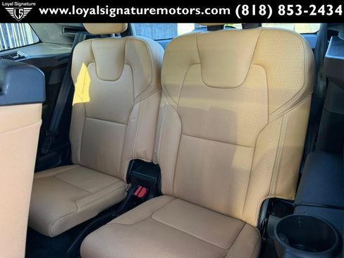 Used 2017 Volvo XC90 T8 Inscription w/ Luxury Package AWD/4WD image 16