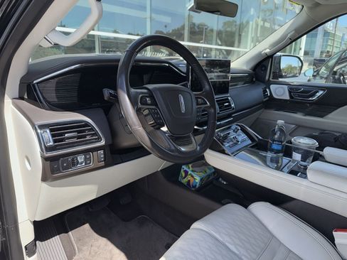 Used 2023 Lincoln Navigator L Black Label image 14