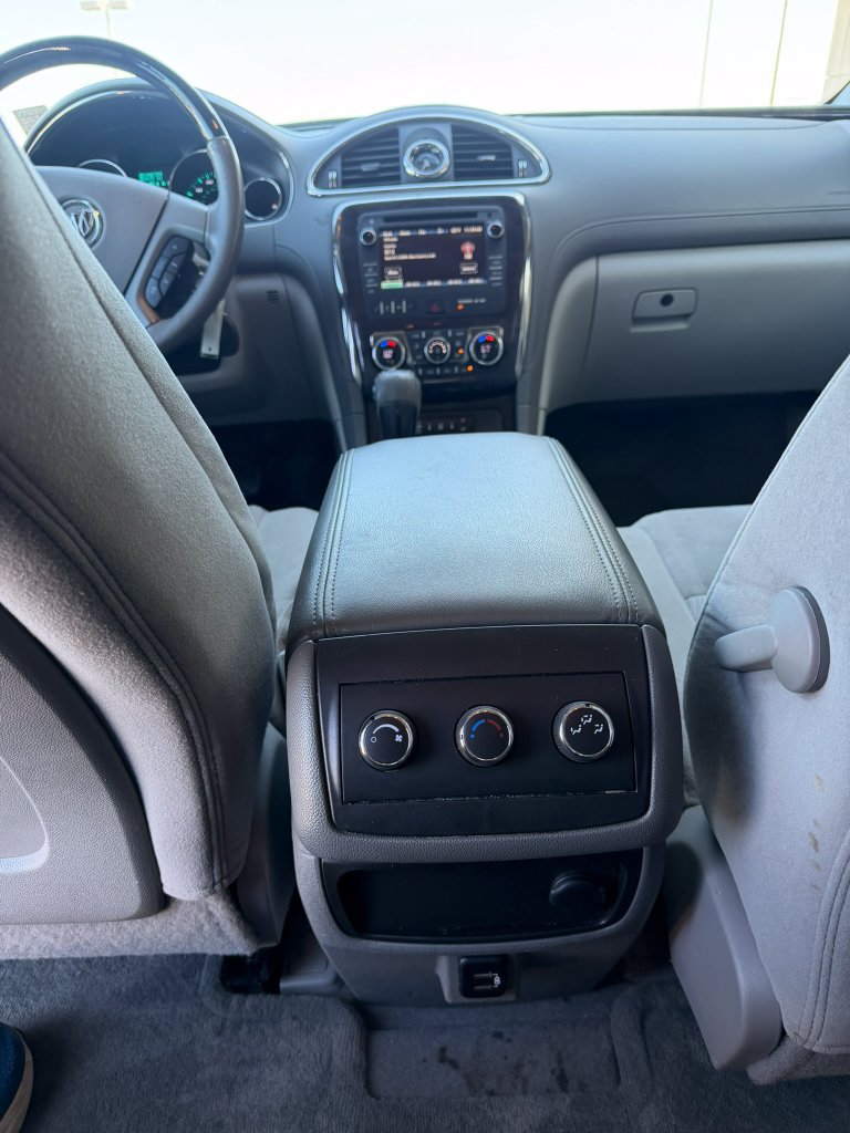 Used 2017 Buick Enclave Convenience FWD image 19