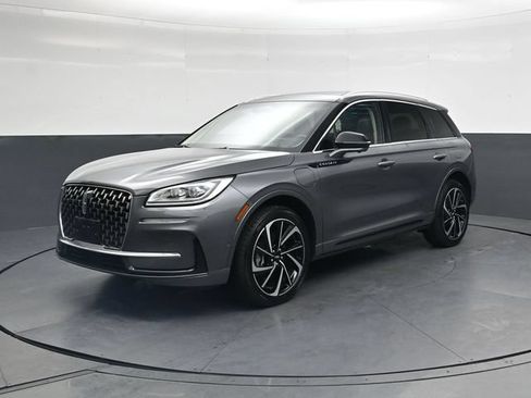 Used 2023 Lincoln Corsair Grand Touring w/ Equipment Group 302A AWD/4WD image 9