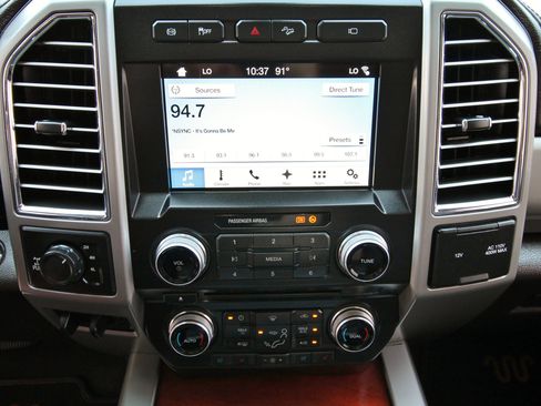 Used 2017 Ford F250 King Ranch w/ King Ranch Ultimate Package AWD/4WD image 30
