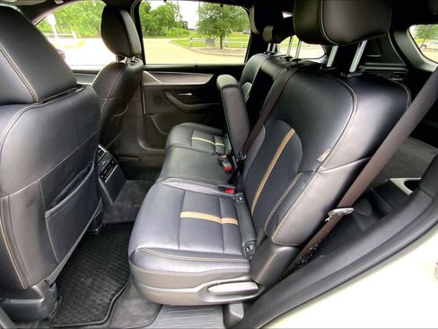 Certified 2025 MAZDA CX-70 Plug-In Hybrid w/ Premium Plus AWD/4WD image 20