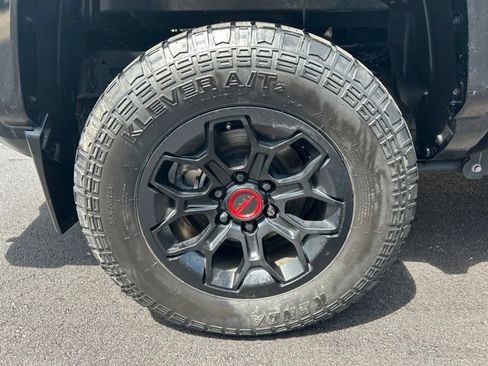 Used 2024 Toyota Tacoma TRD Pro AWD/4WD image 33