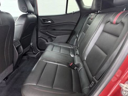Used 2024 Chevrolet Trax RS w/ Sunroof Package FWD image 24