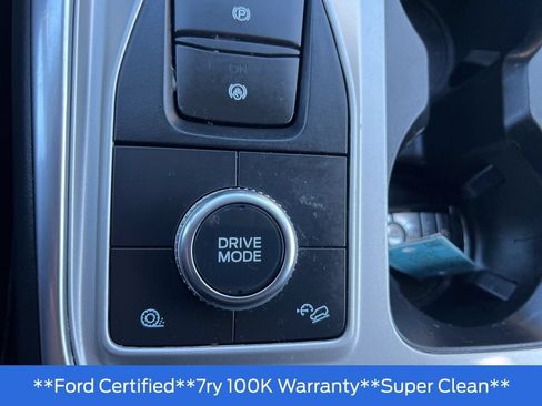 Used 2022 Ford Explorer XLT w/ Equipment Group 202A AWD/4WD image 21