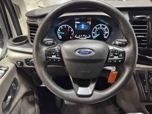 Used 2023 Ford Transit 350 XLT image 19