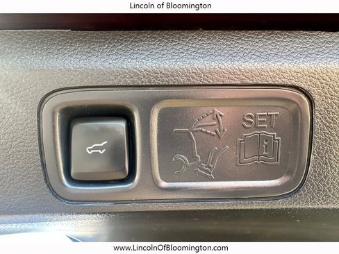 Used 2023 Lincoln Navigator L Reserve image 29