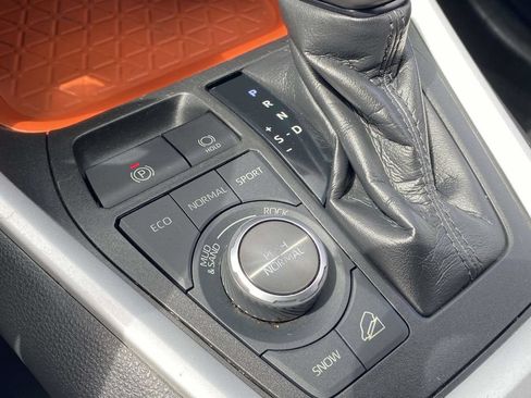 Used 2021 Toyota RAV4 Adventure AWD/4WD image 57