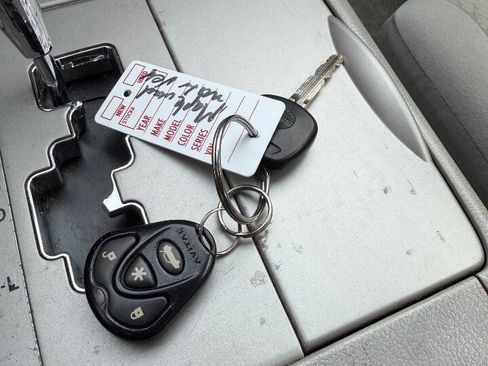 Used 2008 Toyota Camry LE image 19