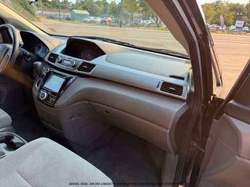 Used 2016 Honda Odyssey EX image 22