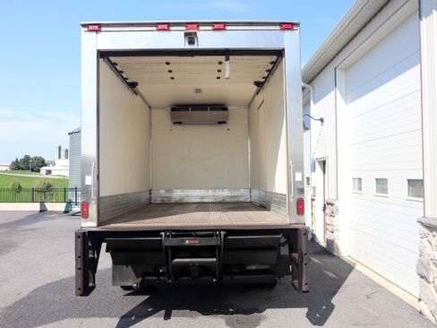 Used 2019 Ford F550 2WD Regular Cab Super Duty image 9