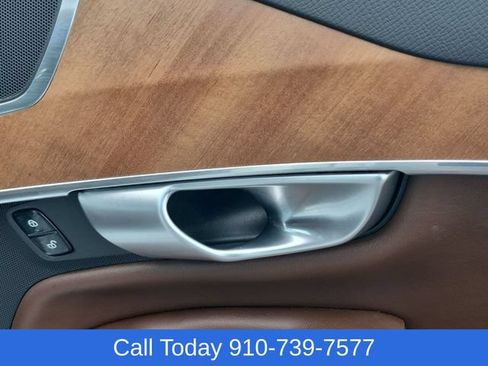 Used 2024 Volvo XC90 B6 Plus AWD/4WD image 37
